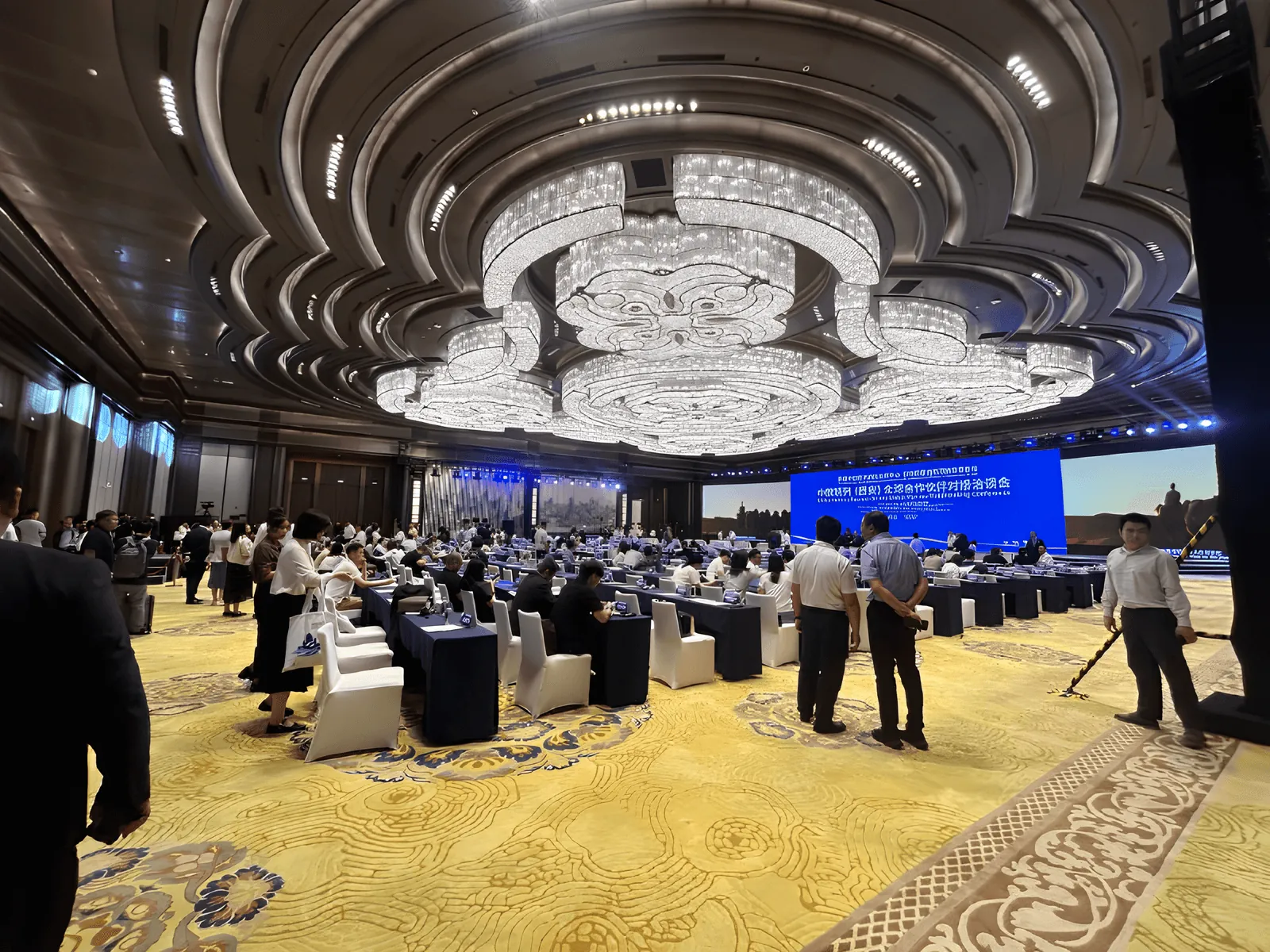 تصویر گالری 1